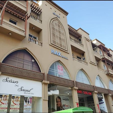 Hak Mall Suites And Apartments Rawalpindi Eksteriør bilde