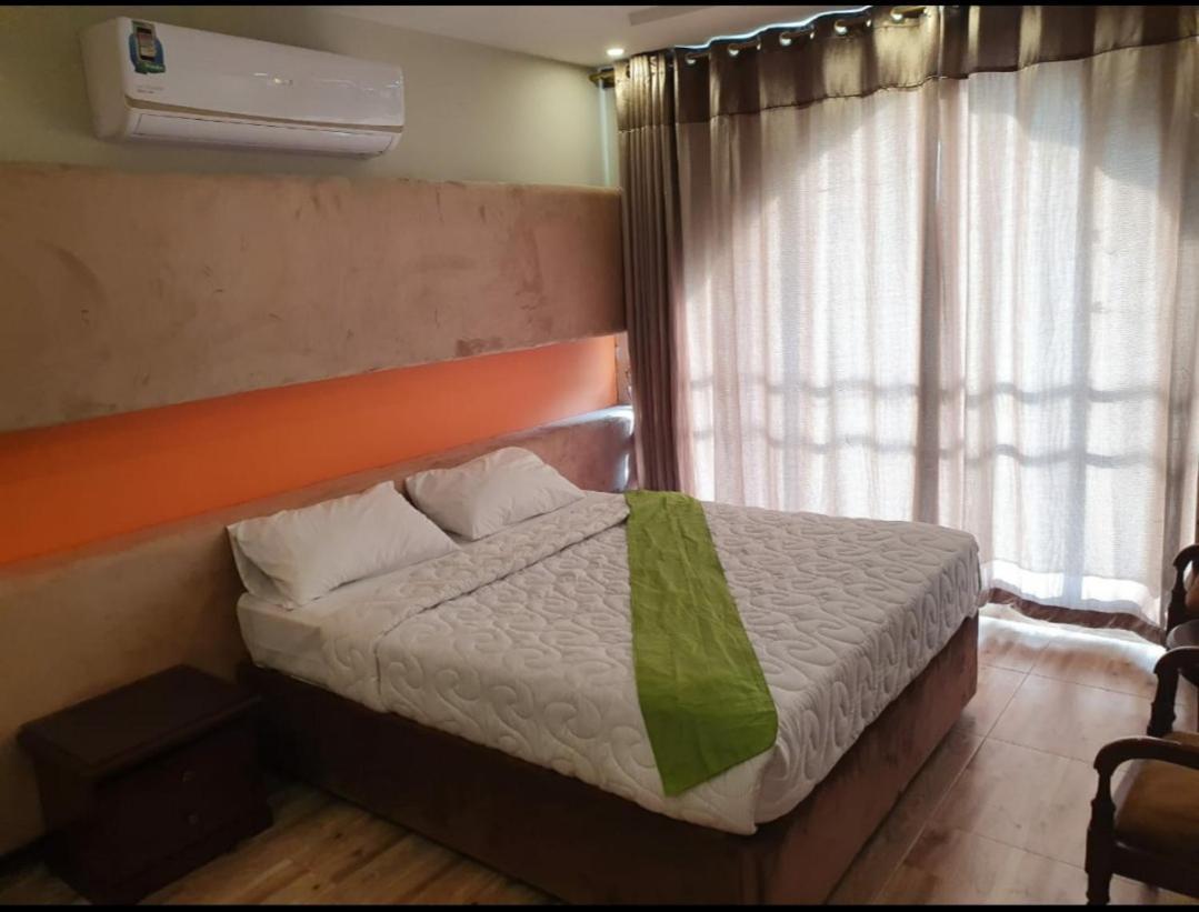 Hak Mall Suites And Apartments Rawalpindi Eksteriør bilde